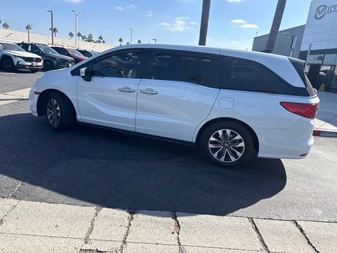 Used 2022 Honda Odyssey EX-L image 12