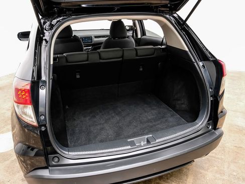 Used 2022 Honda HR-V EX image 45