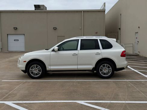 Used 2009 Porsche Cayenne S AWD/4WD image 4