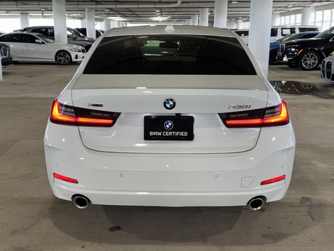 Used 2023 BMW 330i xDrive Sedan w/ Premium Package AWD/4WD image 8