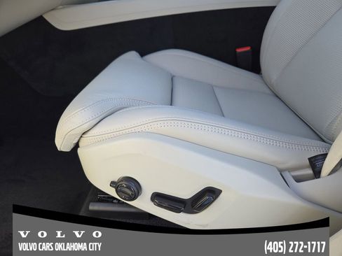 New 2026 Volvo XC60 B5 Ultra w/ Protection Package Premier image 23