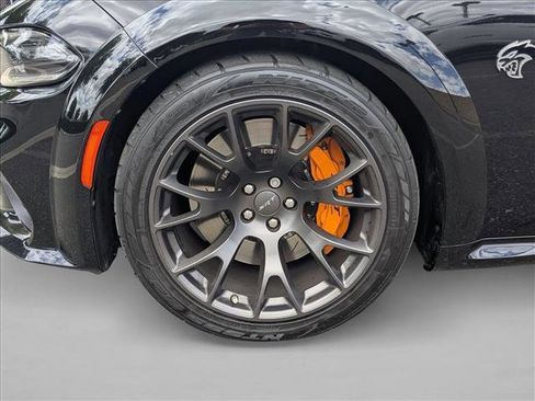 Used 2022 Dodge Charger SRT Hellcat w/ Harman/Kardon Audio Group RWD image 25