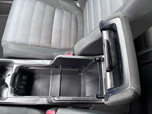Used 2018 Honda CR-V EX image 34