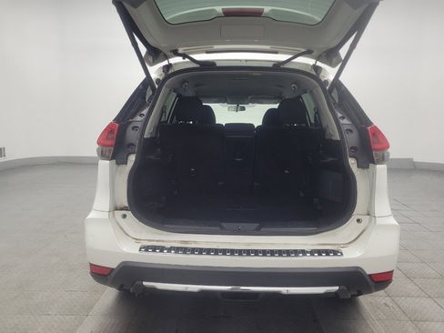 Used 2018 Nissan Rogue SV AWD/4WD image 29