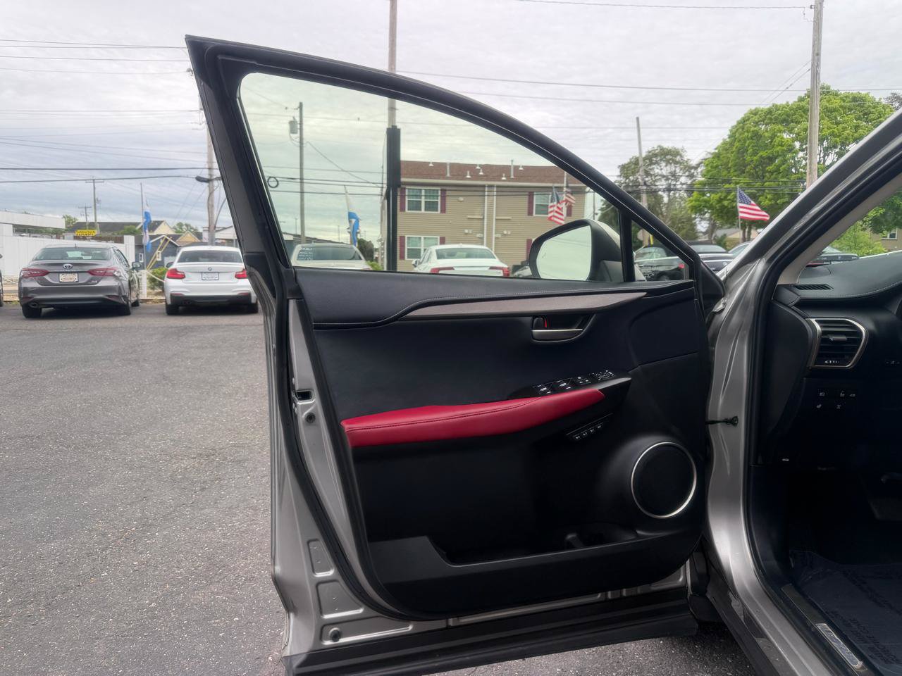 Used 2020 Lexus NX 300 AWD w/ Premium Package image 9