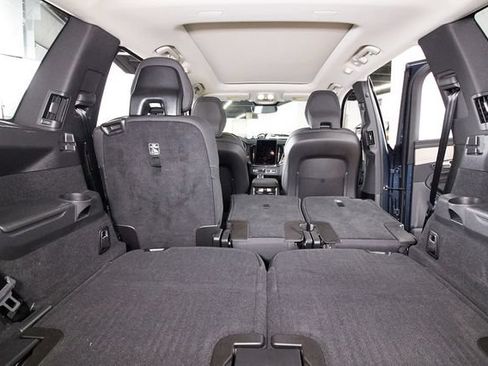 Used 2025 Volvo XC90 B6 Plus w/ Protection Package Premier AWD/4WD image 30