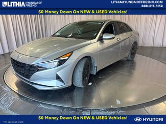 Used 2022 Hyundai Elantra SEL FWD video 1