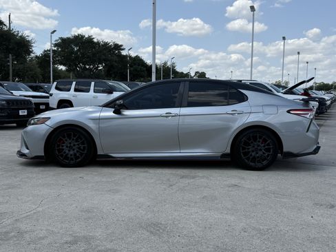 Used 2020 Toyota Camry TRD FWD image 8