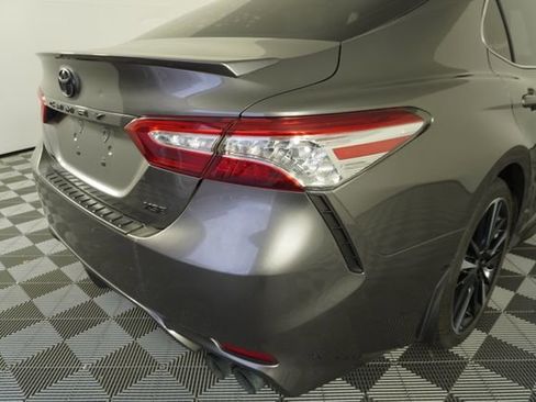 Used 2020 Toyota Camry XSE image 12