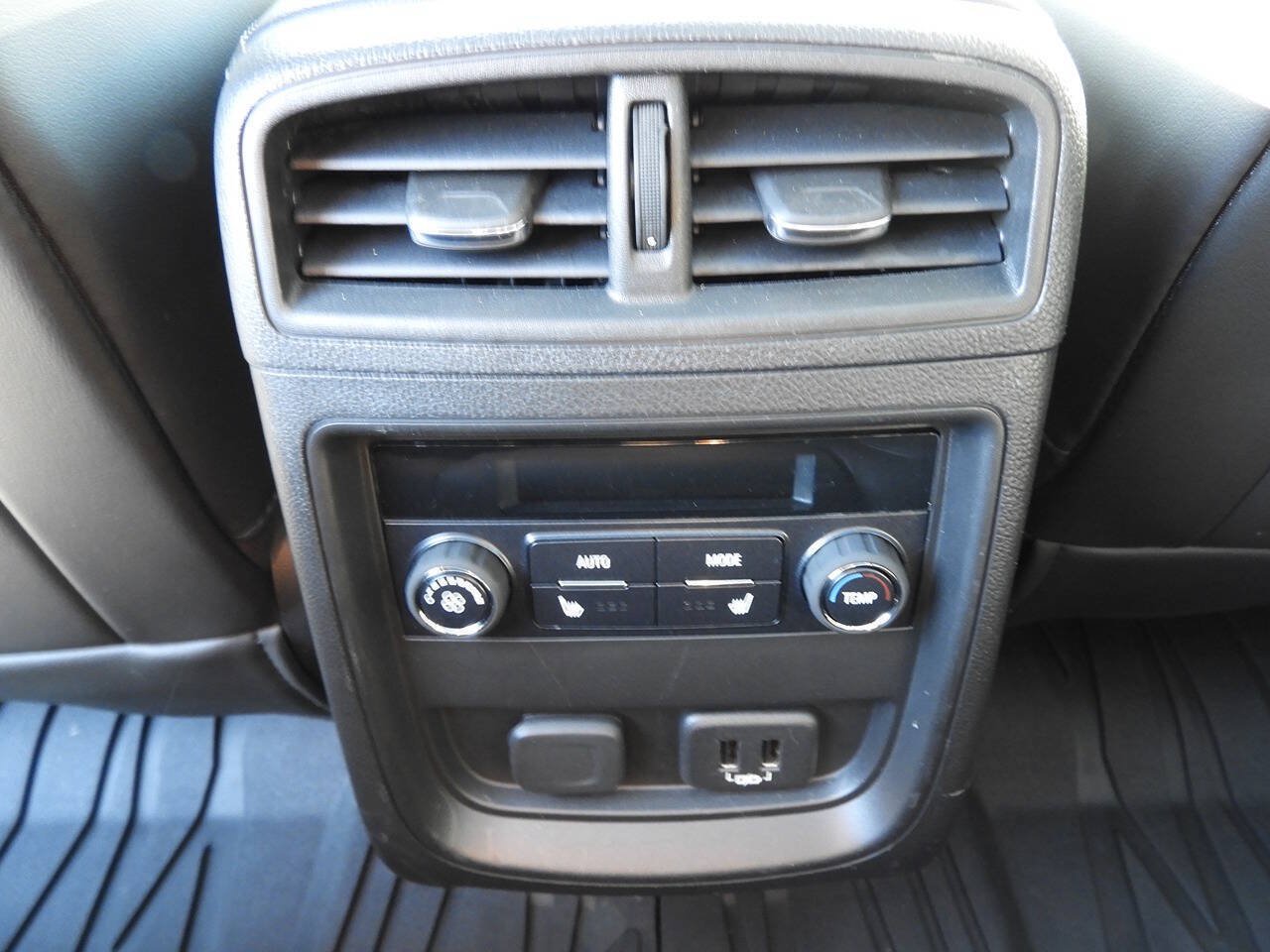 Used 2019 Buick Envision Premium AWD/4WD image 27