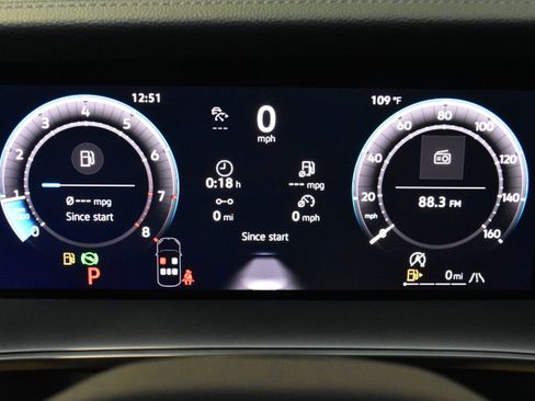 New 2026 Volkswagen Tiguan SE AWD/4WD image 14