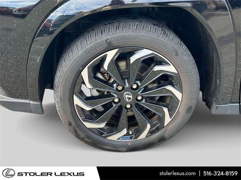 Used 2023 Lexus UX 250h AWD w/ Premium Package image 11