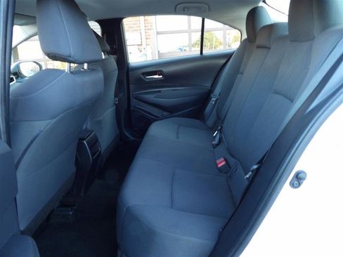 Used 2020 Toyota Corolla LE image 11