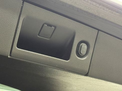 Used 2018 GMC Yukon Denali w/ Denali Ultimate Package image 36