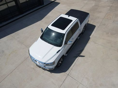 Used 2020 RAM 1500 Laramie AWD/4WD image 54