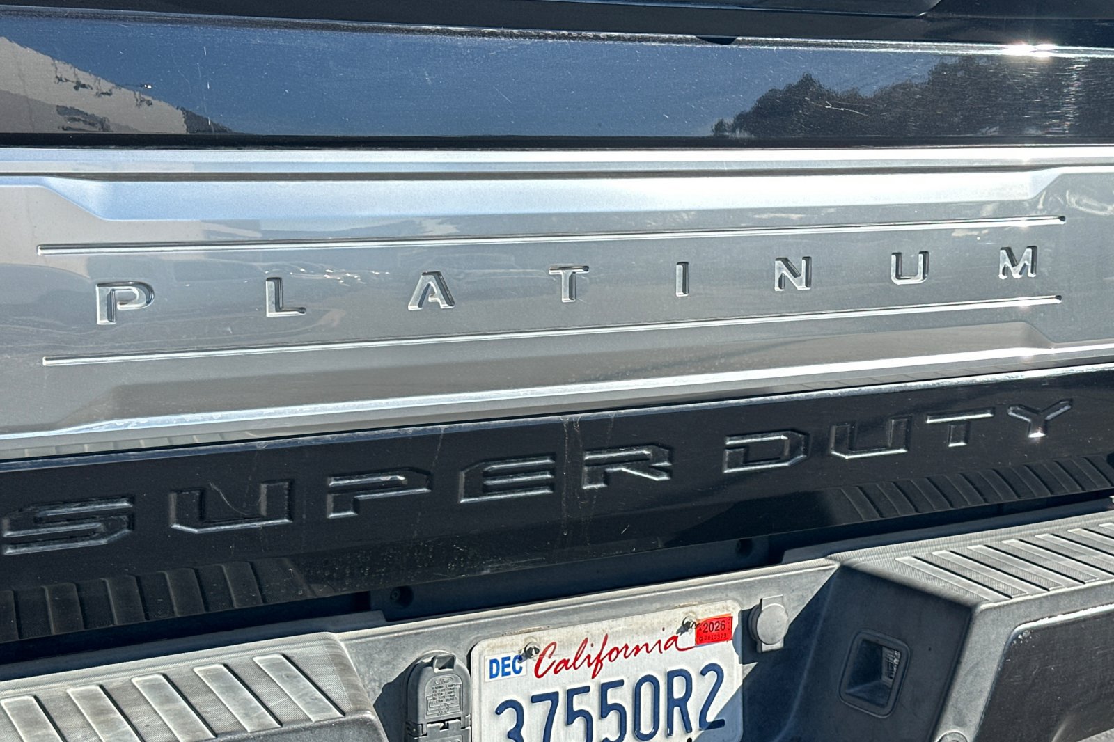 Used 2019 Ford F250 Platinum w/ Platinum Ultimate Package AWD/4WD image 45