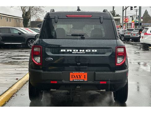 Used 2022 Ford Bronco Sport Outer Banks w/ Tech Package image 6