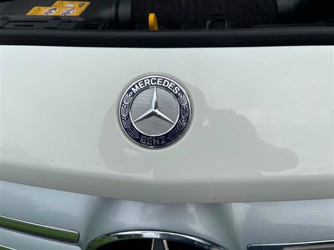 Used 2015 Mercedes-Benz GLA 250 4MATIC image 37