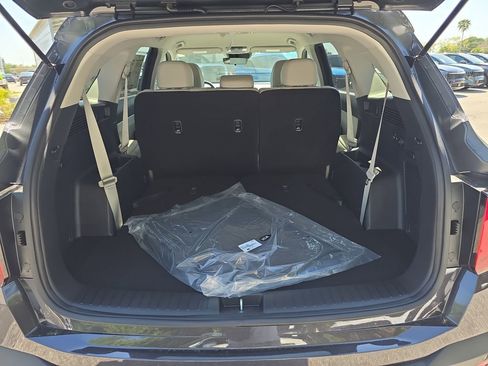 New 2026 Kia Sorento S image 10