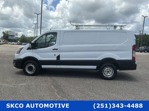 Used 2020 Ford Transit 250 Low Roof RWD image 2