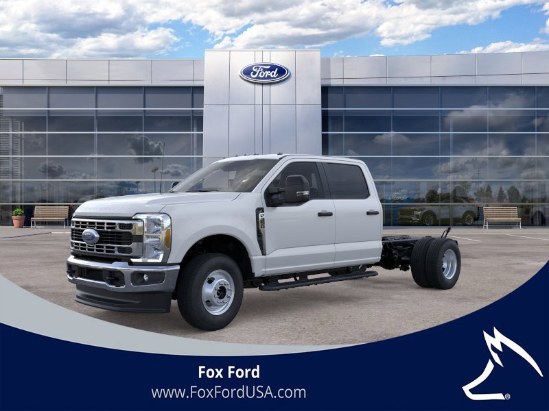 New 2026 Ford F350 XL w/ XL Chrome Package AWD/4WD image 1