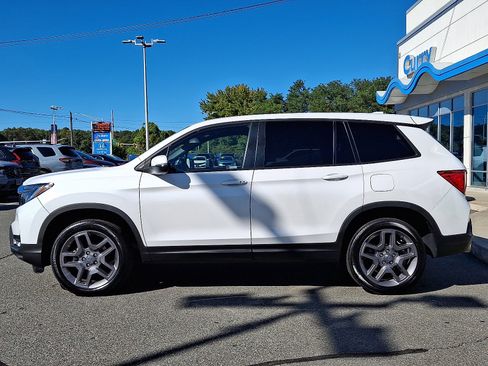 Used 2023 Honda Passport EX-L image 7