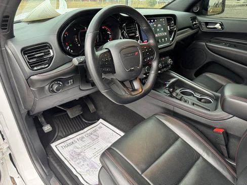 Certified 2025 Dodge Durango GT image 16