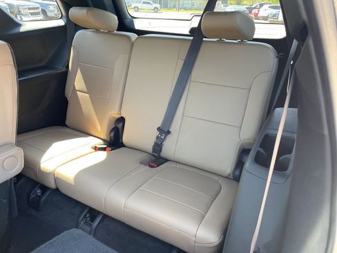 Used 2023 Chevrolet Traverse Premier w/ LPO, Cargo Package image 45