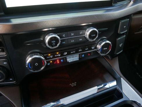 Used 2024 Ford F350 King Ranch image 28