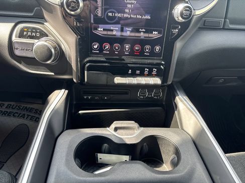 Used 2019 RAM 1500 Big Horn RWD image 19