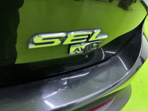 Used 2015 Ford Edge SEL w/ Equipment Group 201A AWD/4WD image 13