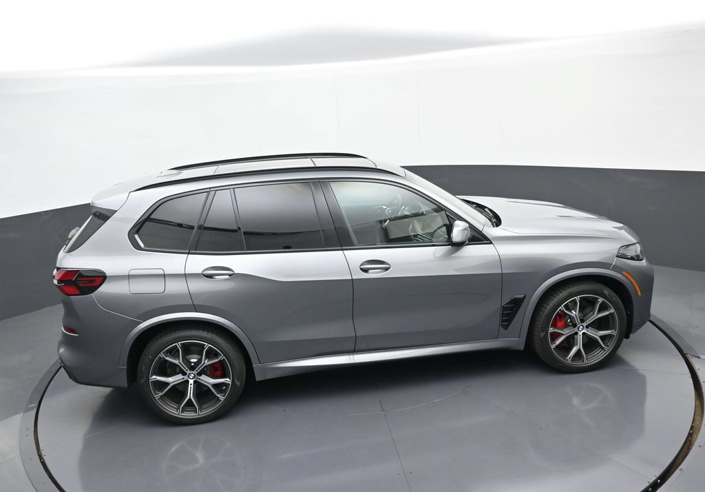 New 2026 BMW X5 xDrive50e w/ M Sport Package AWD/4WD image 37