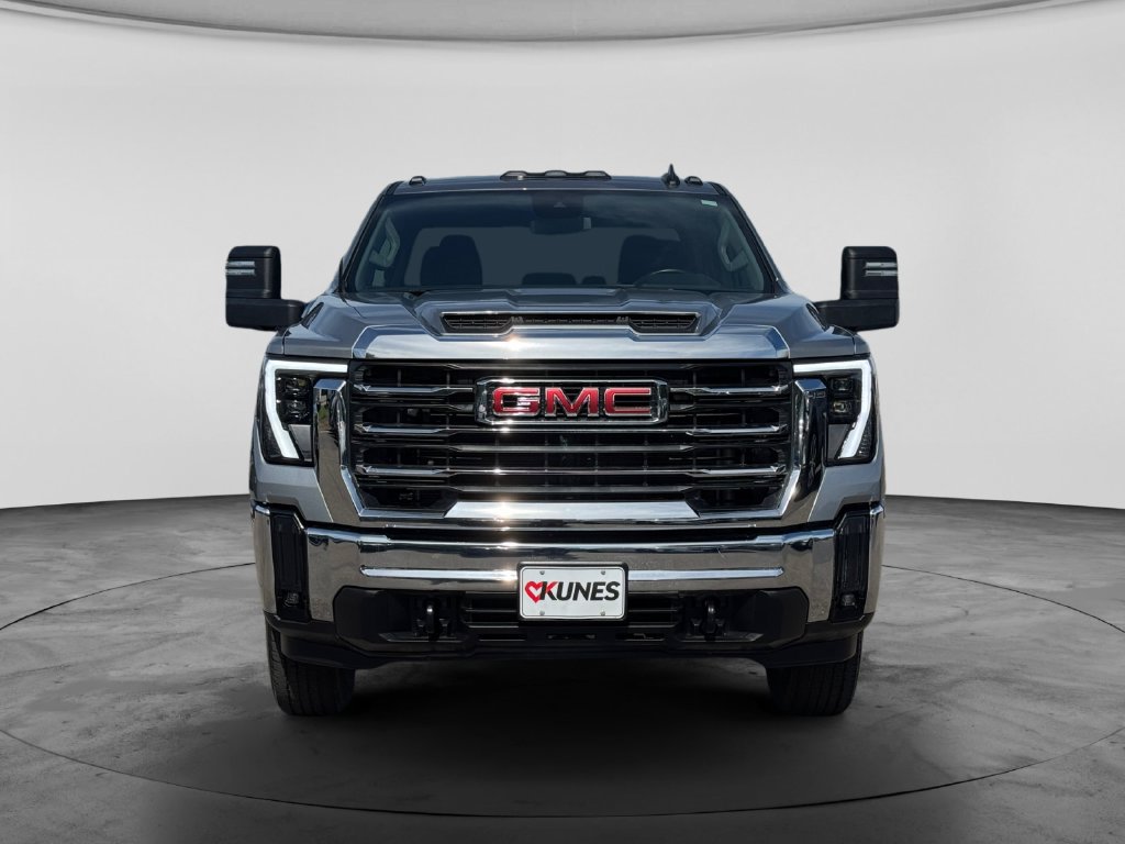 Used 2025 GMC Sierra 2500 SLE w/ SLE Convenience Package AWD/4WD image 2