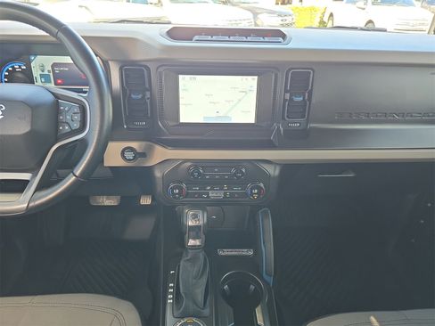 Certified 2023 Ford Bronco Wildtrak image 10