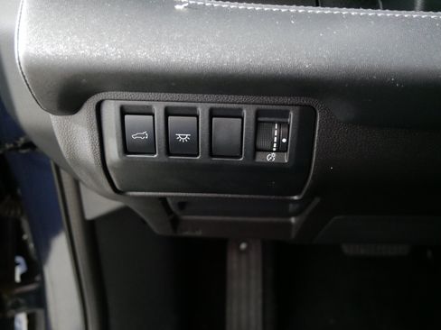 Used 2023 Subaru Ascent Limited w/ Technology Package AWD/4WD image 26