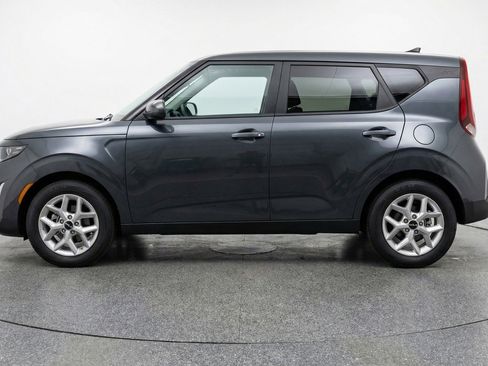 Used 2025 Kia Soul LX w/ LX Technology Package image 5