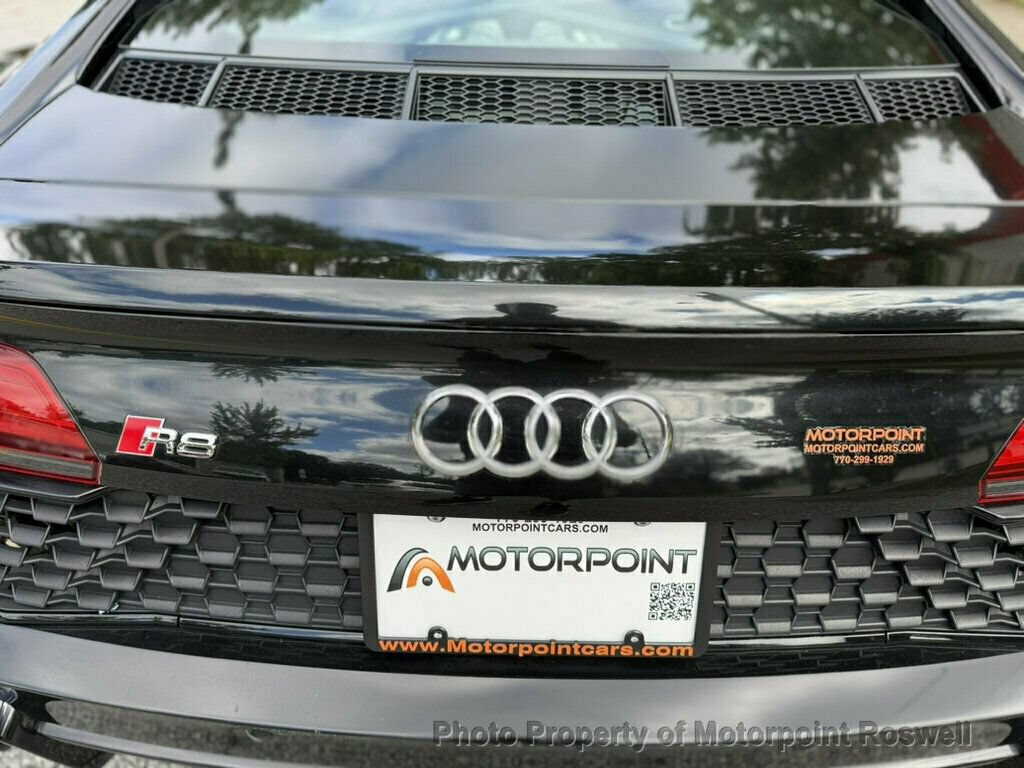 Used 2023 Audi R8 V10 performance RWD image 9