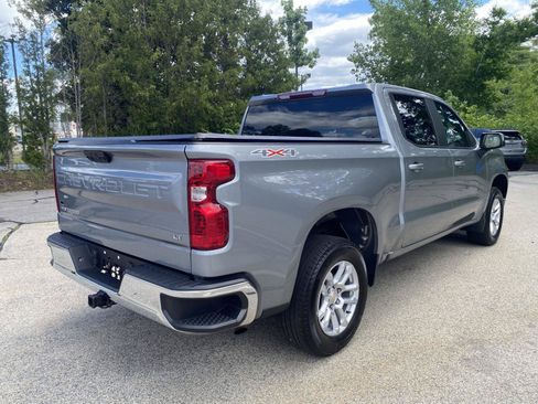 Used 2023 Chevrolet Silverado 1500 LT AWD/4WD image 7