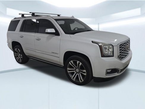 Used 2019 GMC Yukon Denali w/ Denali Ultimate Package image 4