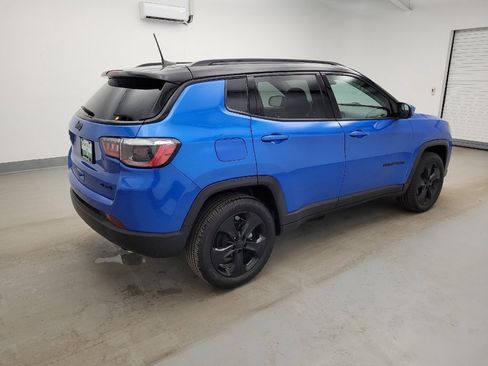 Used 2021 Jeep Compass Latitude image 10