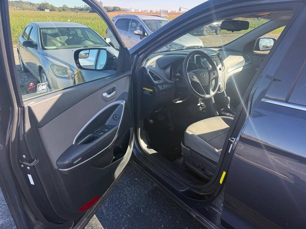 Used 2016 Hyundai Santa Fe Sport w/ Option Group 02 FWD image 4