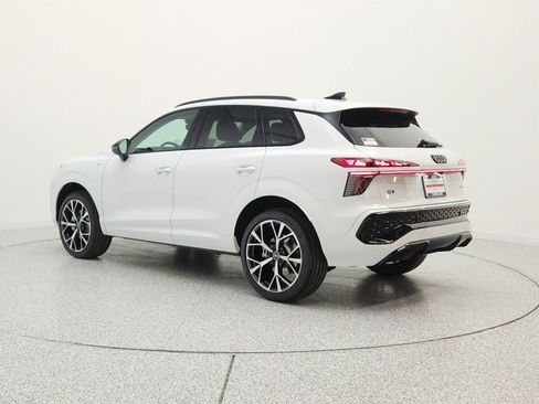 New 2026 Audi Q3 quattro 2.0T AWD/4WD image 7