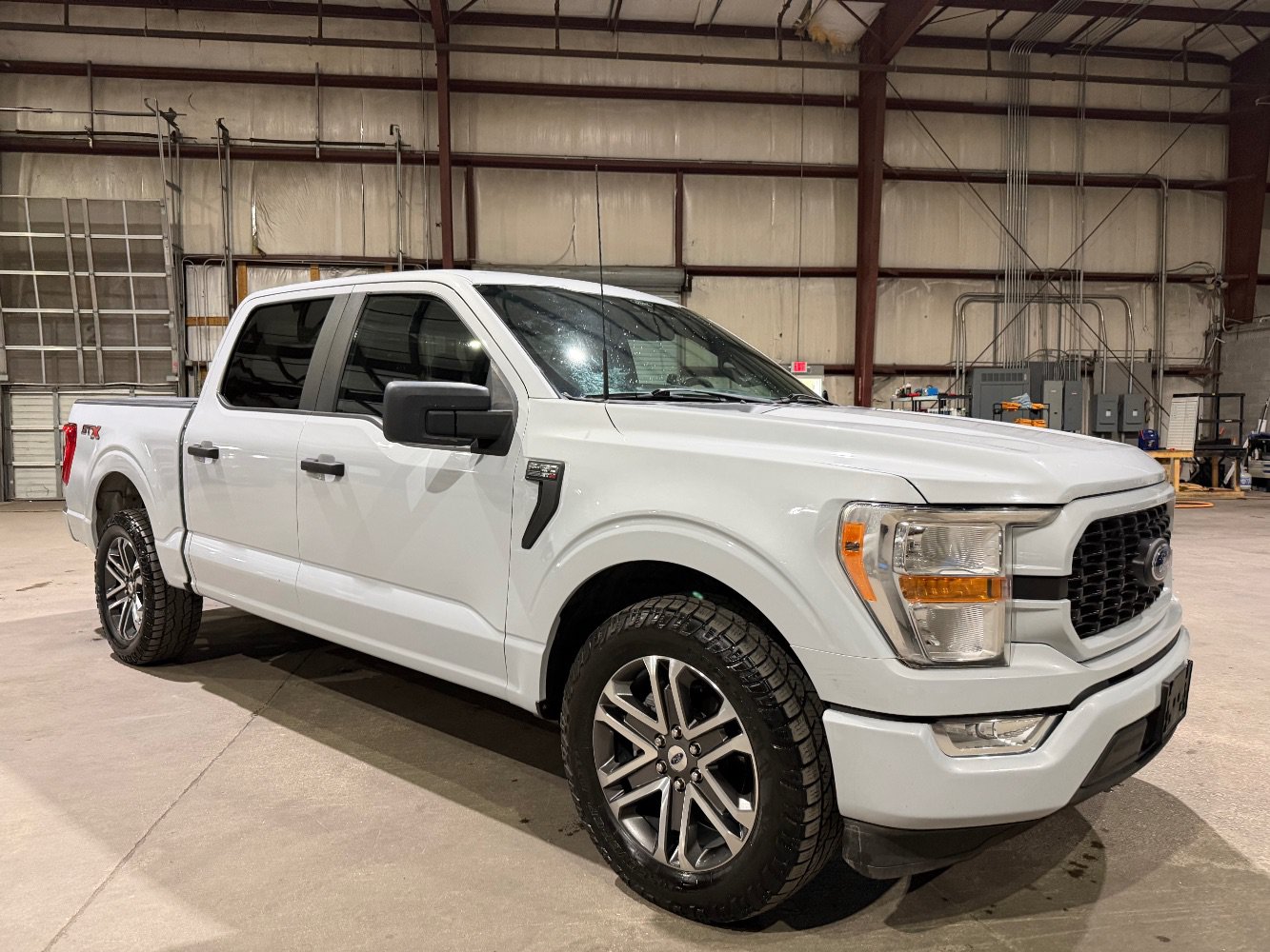 Used 2022 Ford F150 XL w/ STX Appearance Package RWD image 2