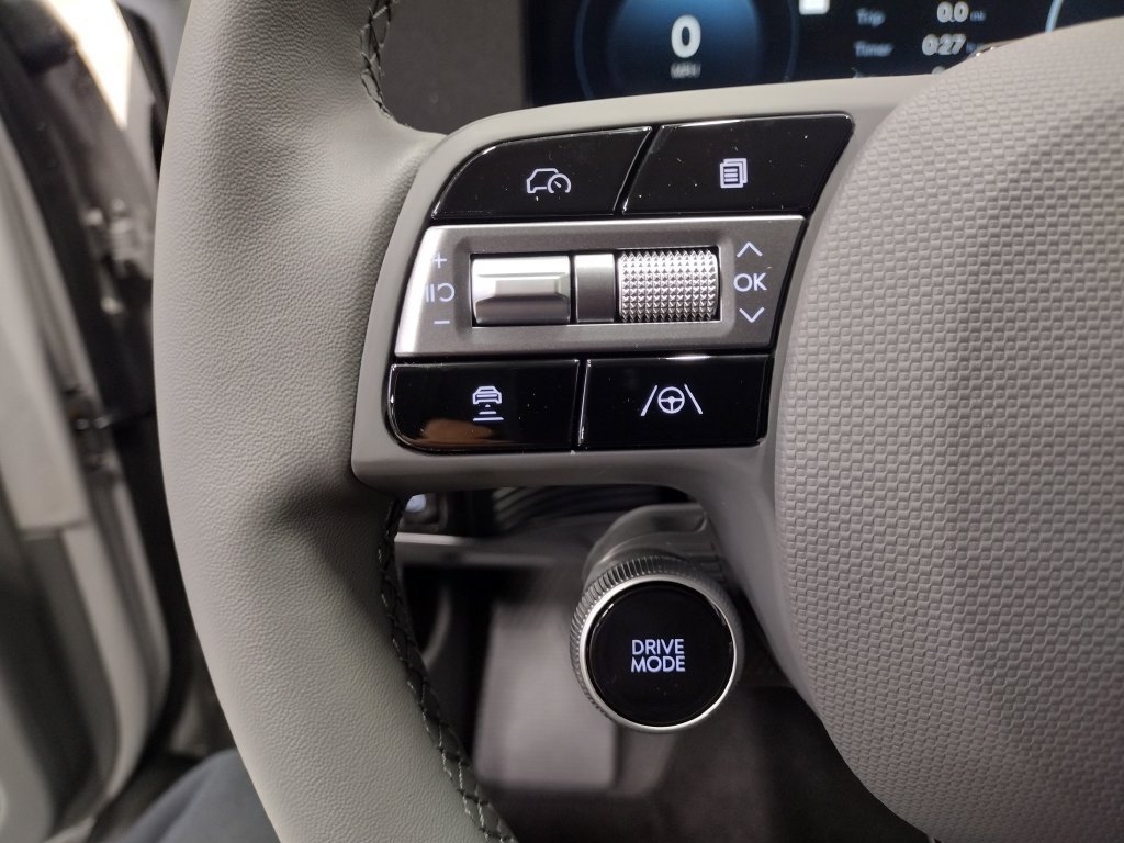 New 2027 Hyundai Ioniq 5 SE AWD/4WD image 24