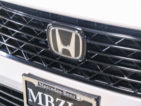 Used 2023 Honda Accord Sport image 12