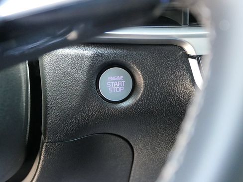 Used 2024 Kia Sorento S w/ Panoramic Sunroof Package FWD image 16