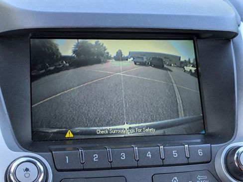 Used 2013 Chevrolet Equinox LT w/ Driver Convenience Package AWD/4WD image 18