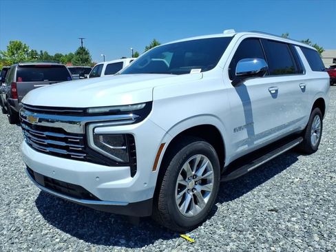 New 2026 Chevrolet Suburban Premier AWD/4WD image 32