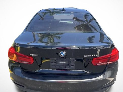 Used 2016 BMW 320i xDrive Sedan AWD/4WD image 5