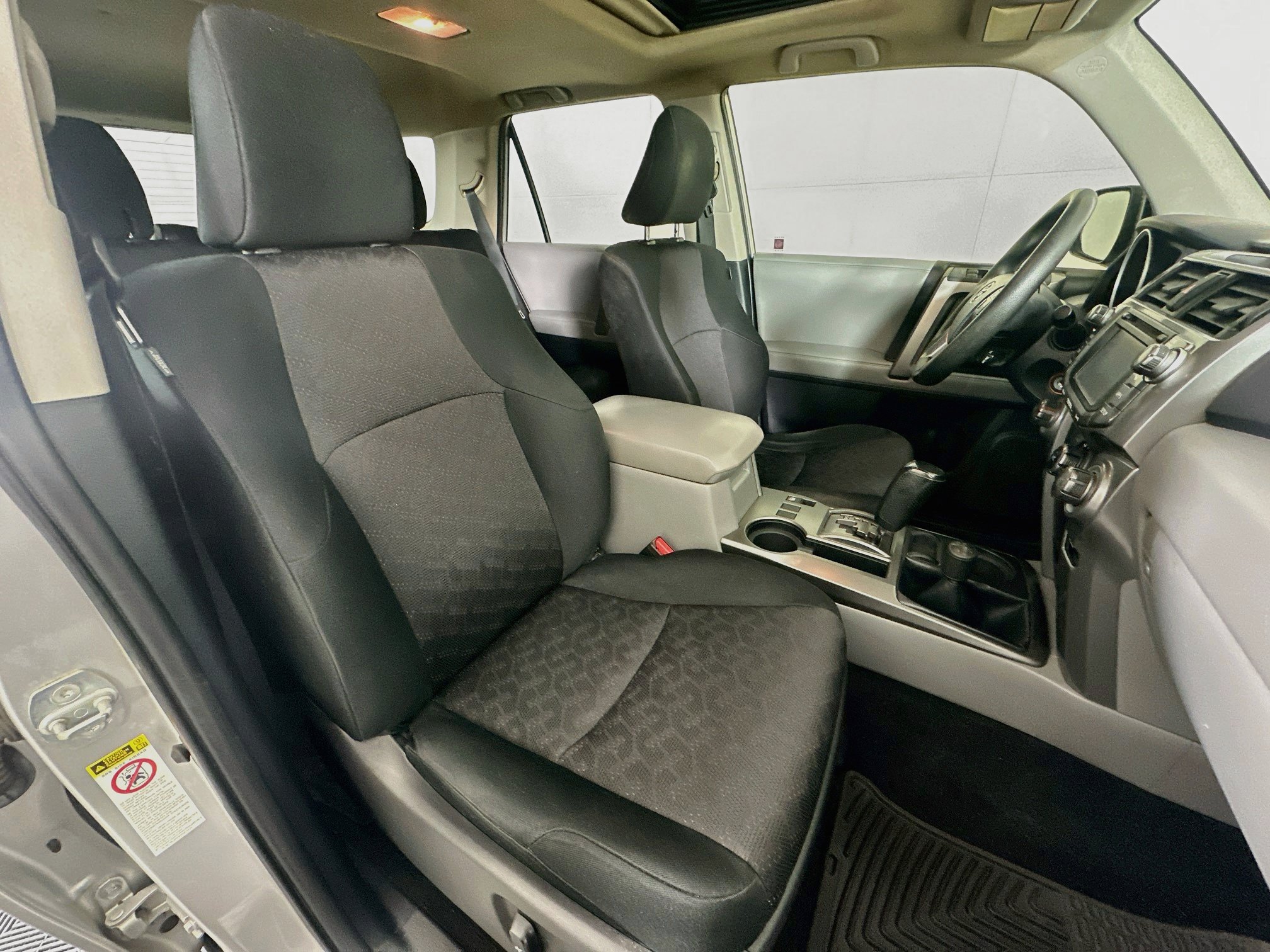 Used 2012 Toyota 4Runner Trail AWD/4WD image 31